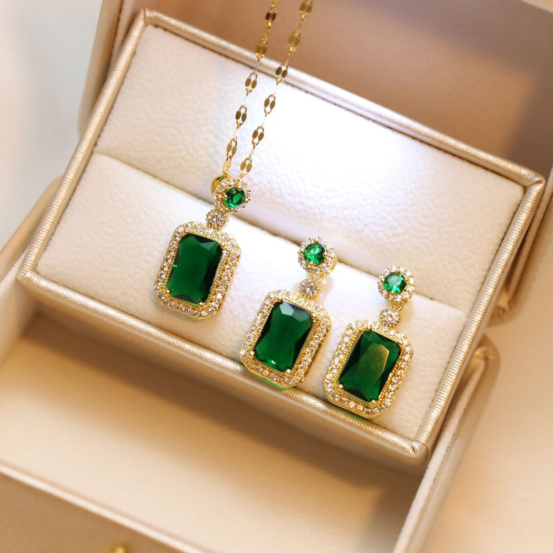 3-piece Set Luxury Fashion Emerald Necklace Earrings Ring