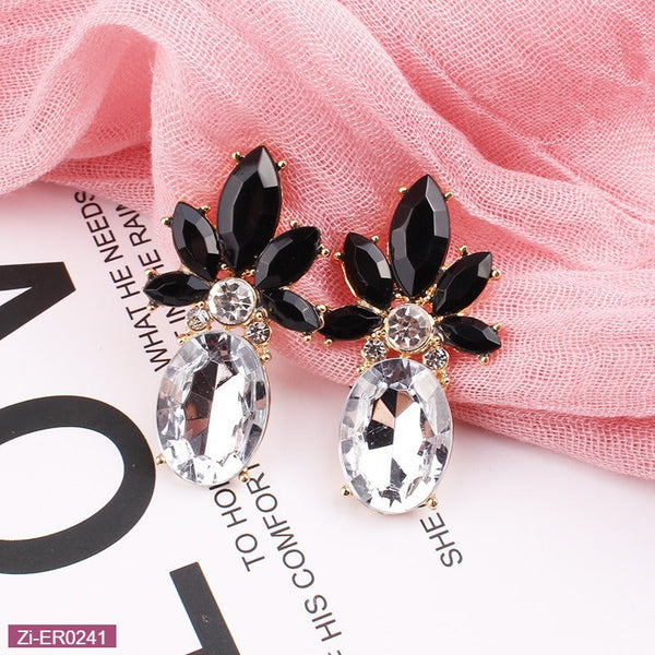 Inlaid With Crystal Flower Earrings