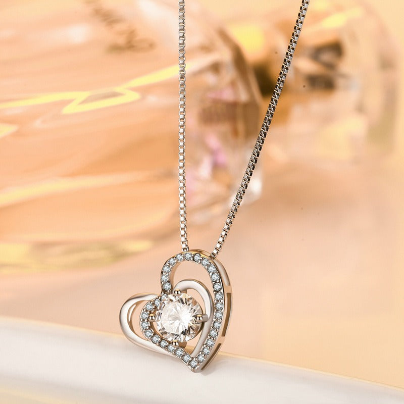 Pure white copper heart-shaped necklace