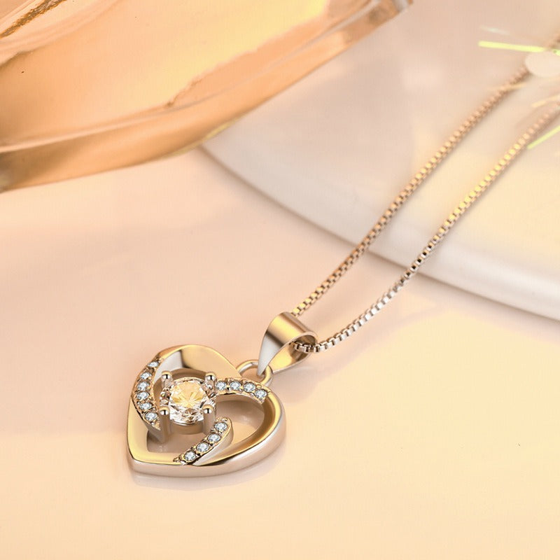 Silver Heart Shape Simple Wild Clavicle Chain Pendant