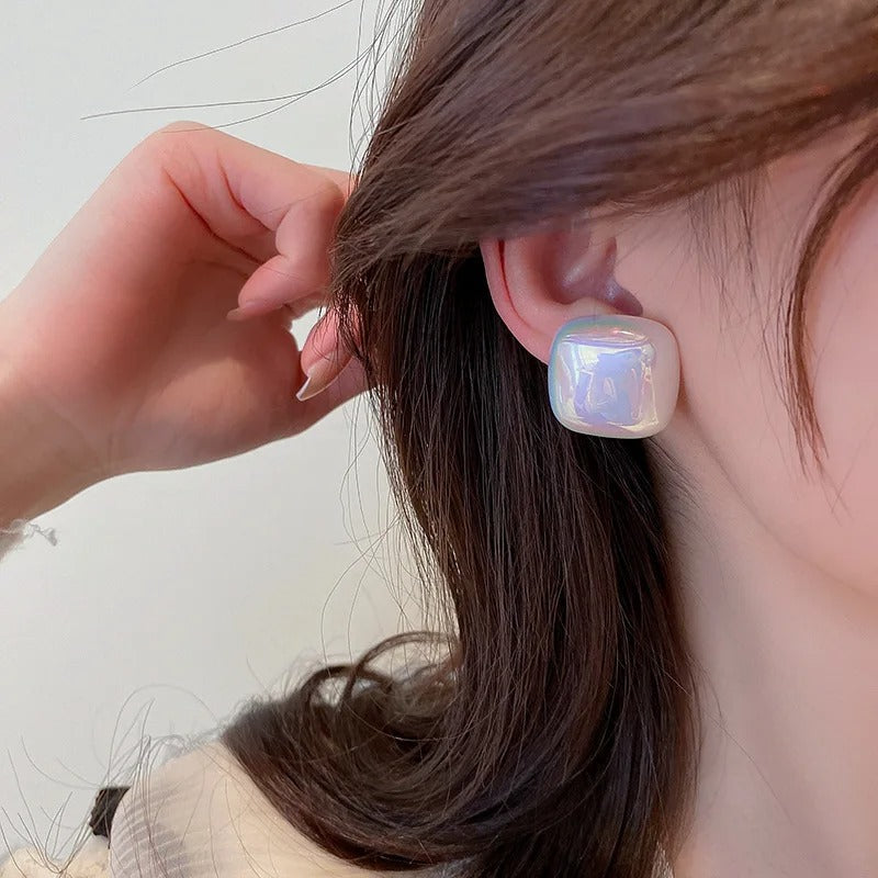 Minimalist Design Round Square Pearl Earrings